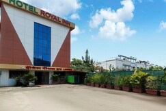 Address of Royal Inn Hotel