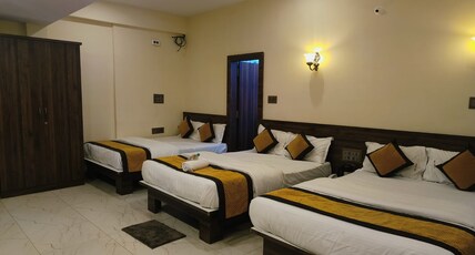 Kings Inn Room Type - 6 BEDDED ROOM