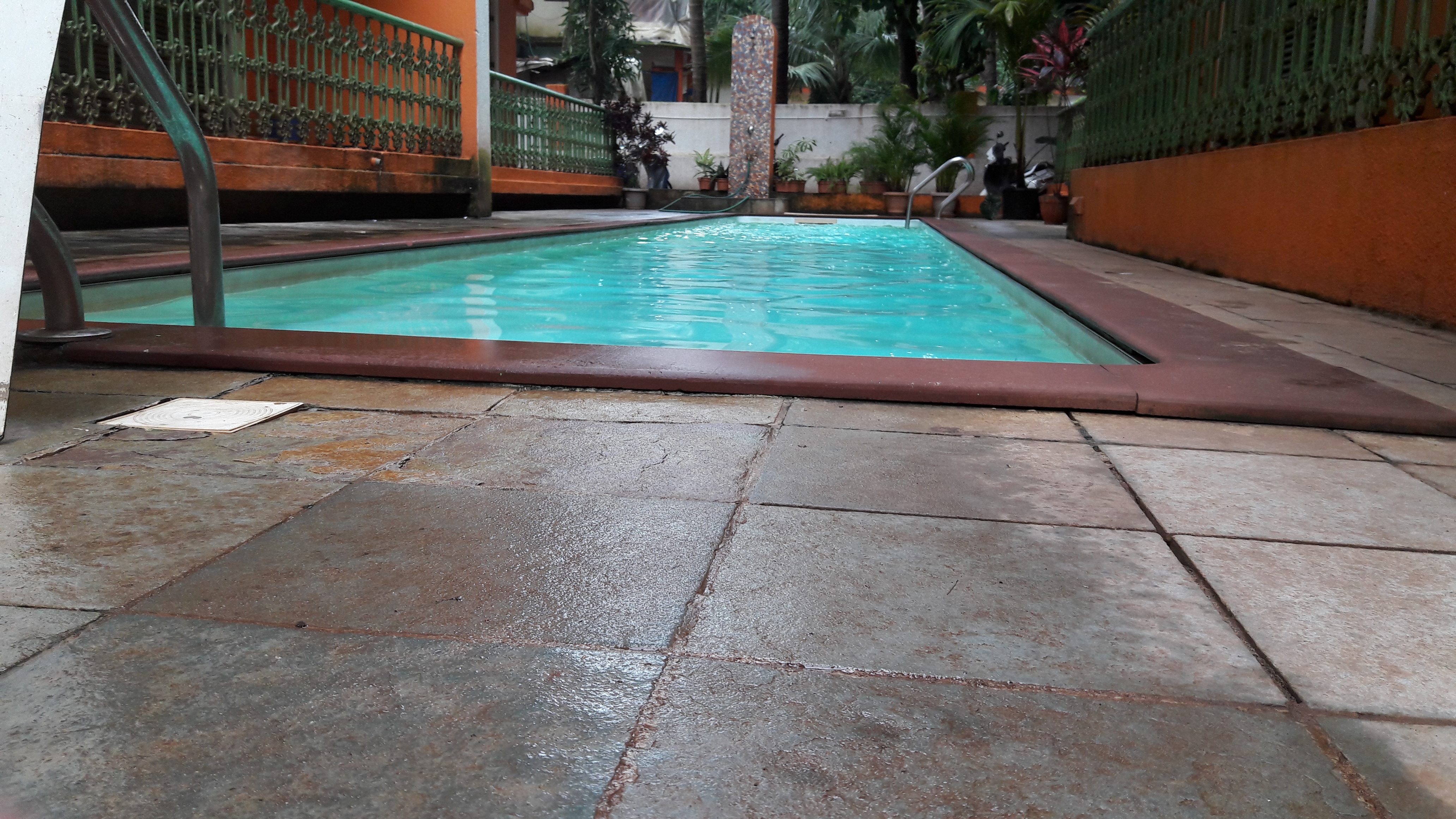 Smiley Holiday Apartments at Calangute - Tap to explore photos