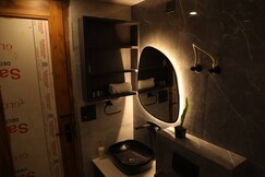 Modern 2BHK AC wi fi Kitchen