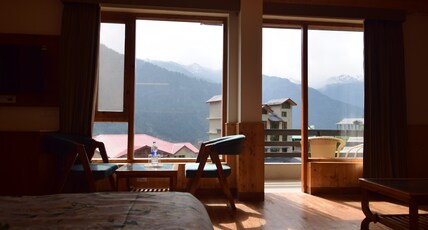 The Alpine Escape, Manali Room Type - Mountain Premium Family Room with Balcony 
