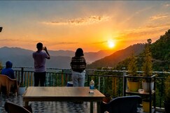 Kasana Club Mussoorie | Overlooking Himalayas