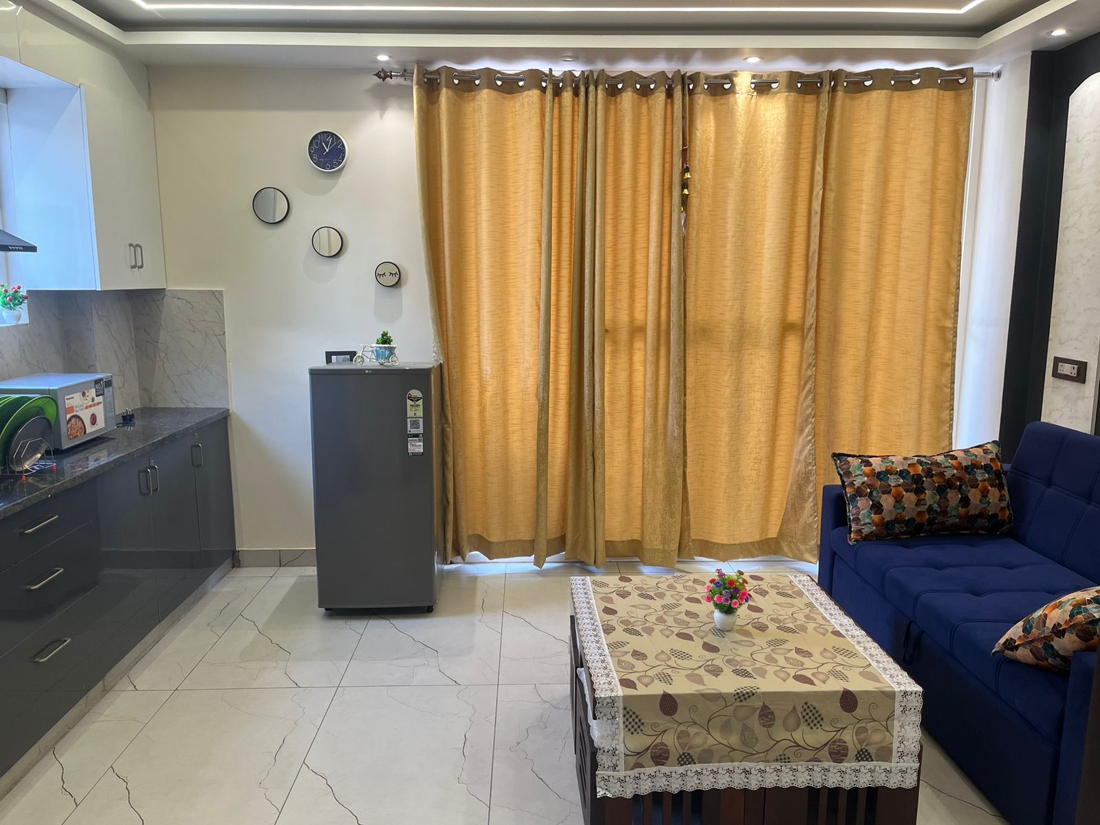 The Hillfront LUX 1 BHK Flat 2DBL Bed Terrace View - Tap to explore photos