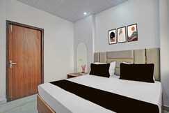 HOTEL O SMALL TOWN