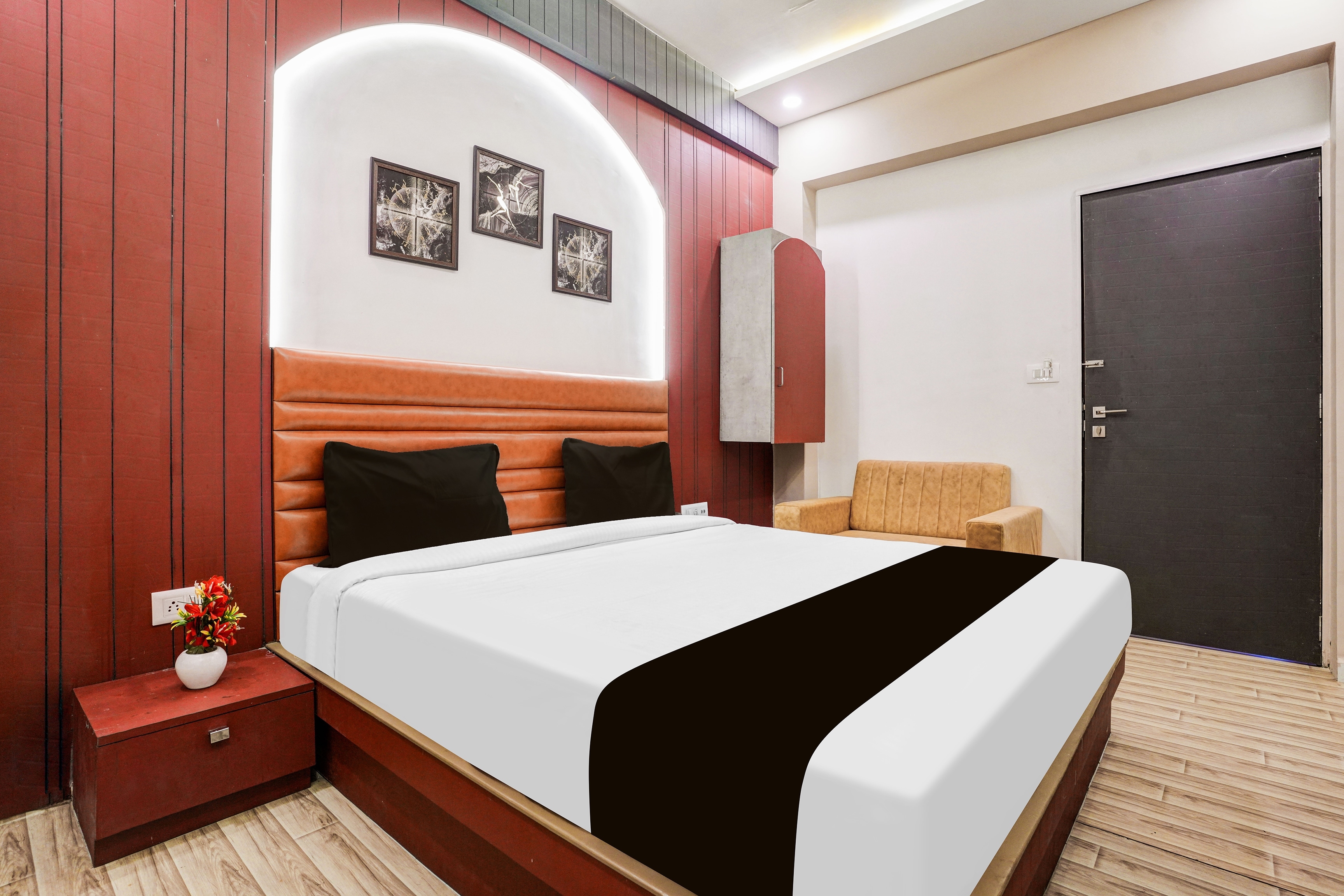 Hotel O Max - Tap to explore photos