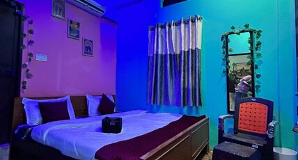 Tridev Guest House Room Type - Bedroom 2