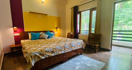 The Birdhouse Villa, Bir, Room Type - Superior Room with Balcony