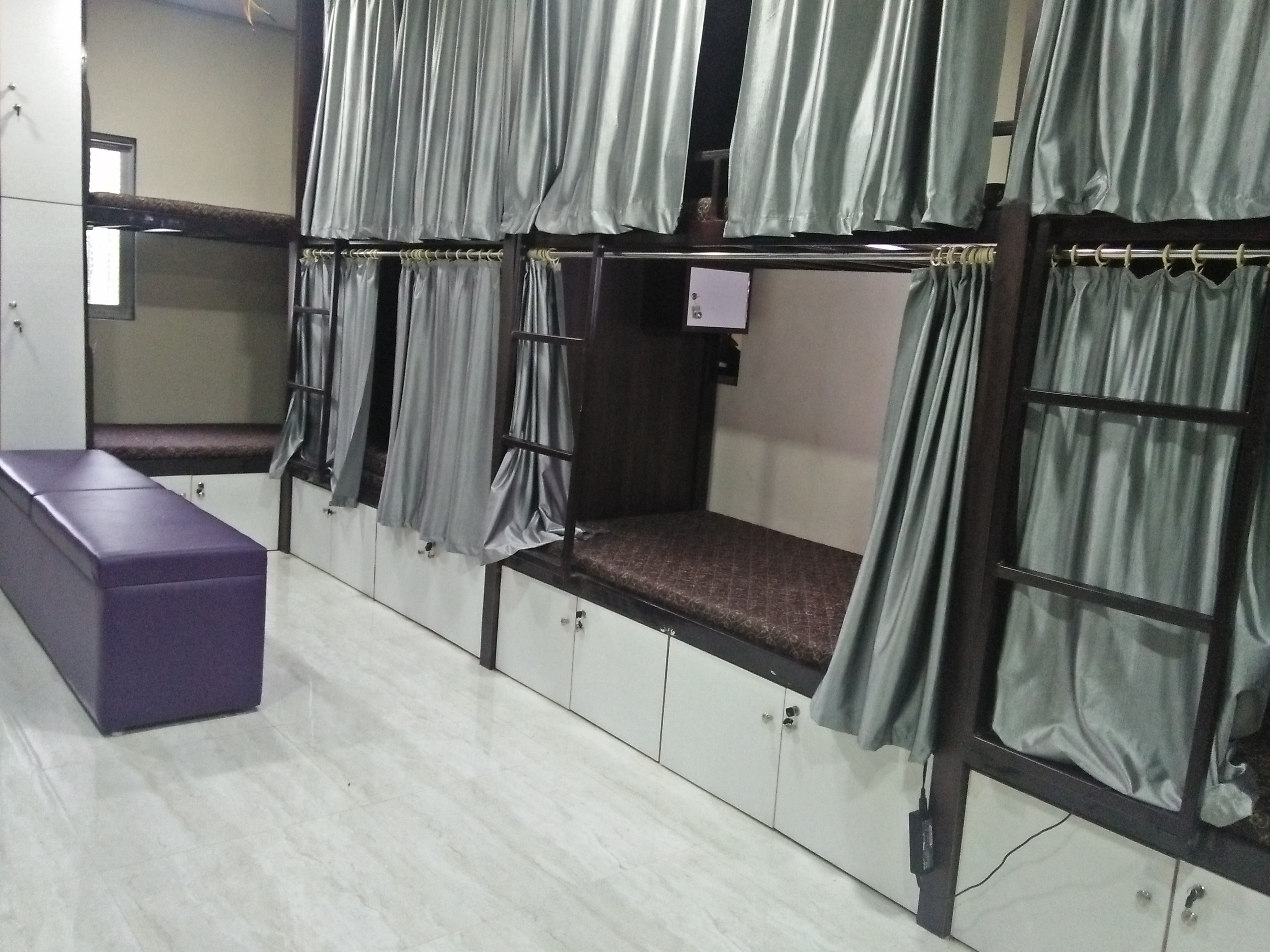 Sleep Well Dormitory - Tap to explore photos