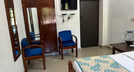 Hotel Cauvery Inn Room Type - classic triple room