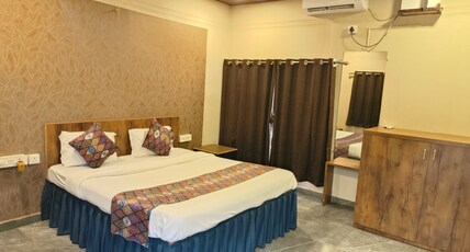 Raghunandan Resort Room Type - Deluxe Cottage