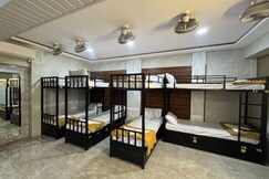 MEHTA INN HOSTEL & PG (Girls Only)