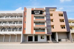 Photos of Hotel O Sector 63 Noida Formerly Daya Inn