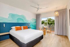 Mercure Cairns