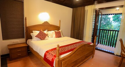 Heaven Inn Munnar luxury resorts Room Type - King Suite With Balcony