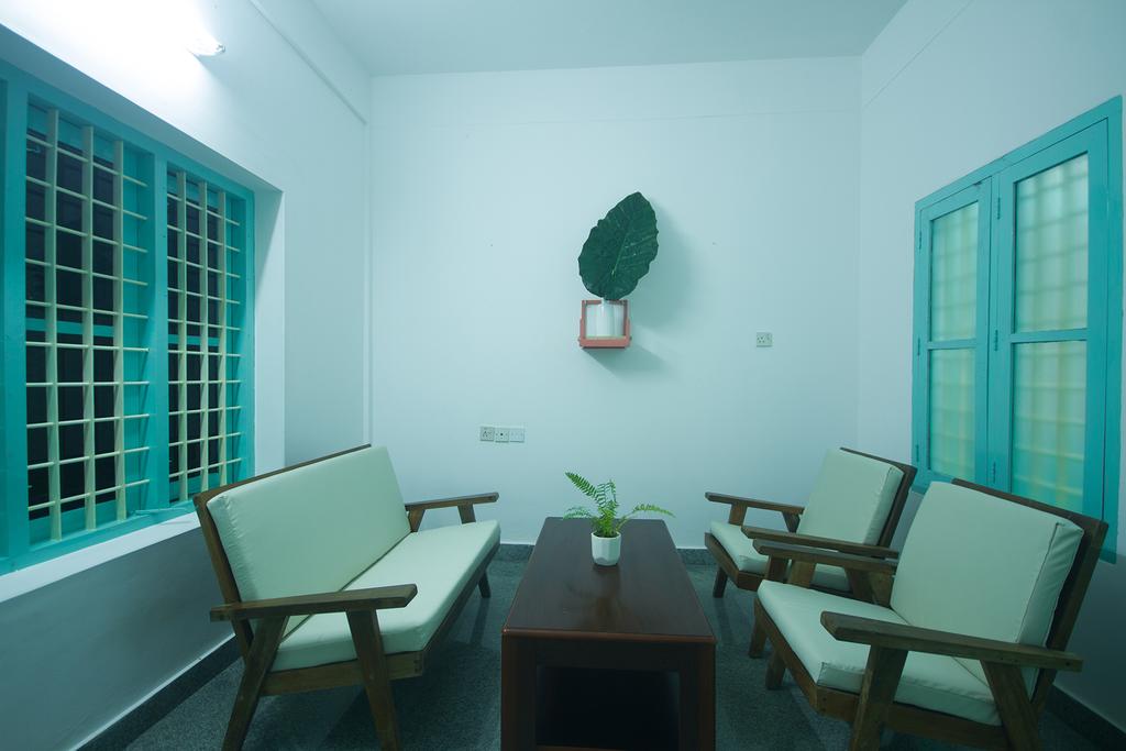 Cliff Stories - Tap to explore photos