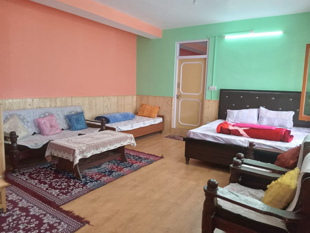Sushma homestay - Tap to explore photos