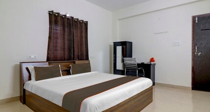 Capital O S V Residency Nalagandla Room Type - Classic Capital O S V Residency Nalagandla Room Type - Classic