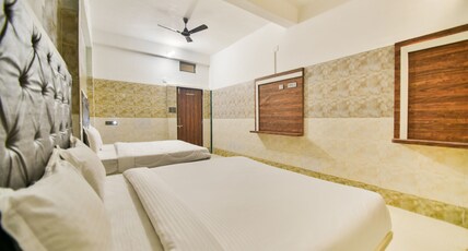 ABHINANDAN RESORT Room Type - Deluxe Room (Double)