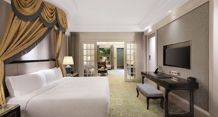 InterContinental CHENGDU GLOBAL CENTER Room Type - 1 Bedroom Suite Courtyard View