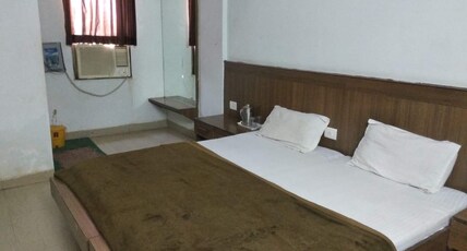 Shri rajadhiraj guest house Room Type - AC Deluxe Shri rajadhiraj guest house Room Type - AC Deluxe