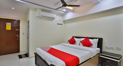 Hotel Vishwa Room Type - Executive (2X)