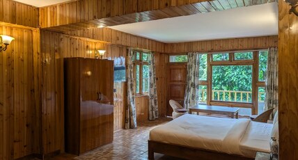 HOTEL JOLOKIA Room Type - DULEX ROOM WITH MOUNTAIN VIEW BALCONY
