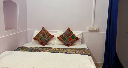 KOTA KUNJ HERITAGE Room Type - Lake Side Non AC Room
