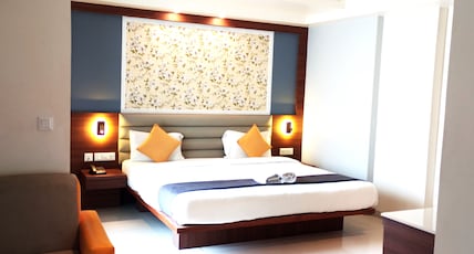 Hotel Sea Bird-3 Room Type - SUPER DELUXE ROOM(ROAD SIDE BALCONY) Hotel Sea Bird-3 Room Type - SUPER DELUXE ROOM(ROAD SIDE BALCONY)