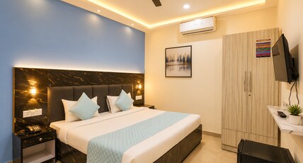 Hotel Volga Deluxe Room Type - DELUXE ROOM (1king Size Bed) Hotel Volga Deluxe Room Type - DELUXE ROOM (1king Size Bed)