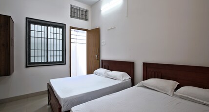 Sarvam Lodge Room Type - Quadruple Non AC Room