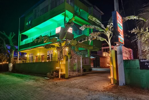 Jungle Star Mansion