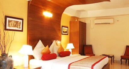 Tangerine Boutique Resort Room Type - Royal Twin Room