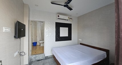 MR.WHITE PRIME RESIDENCY Room Type - Standard AC