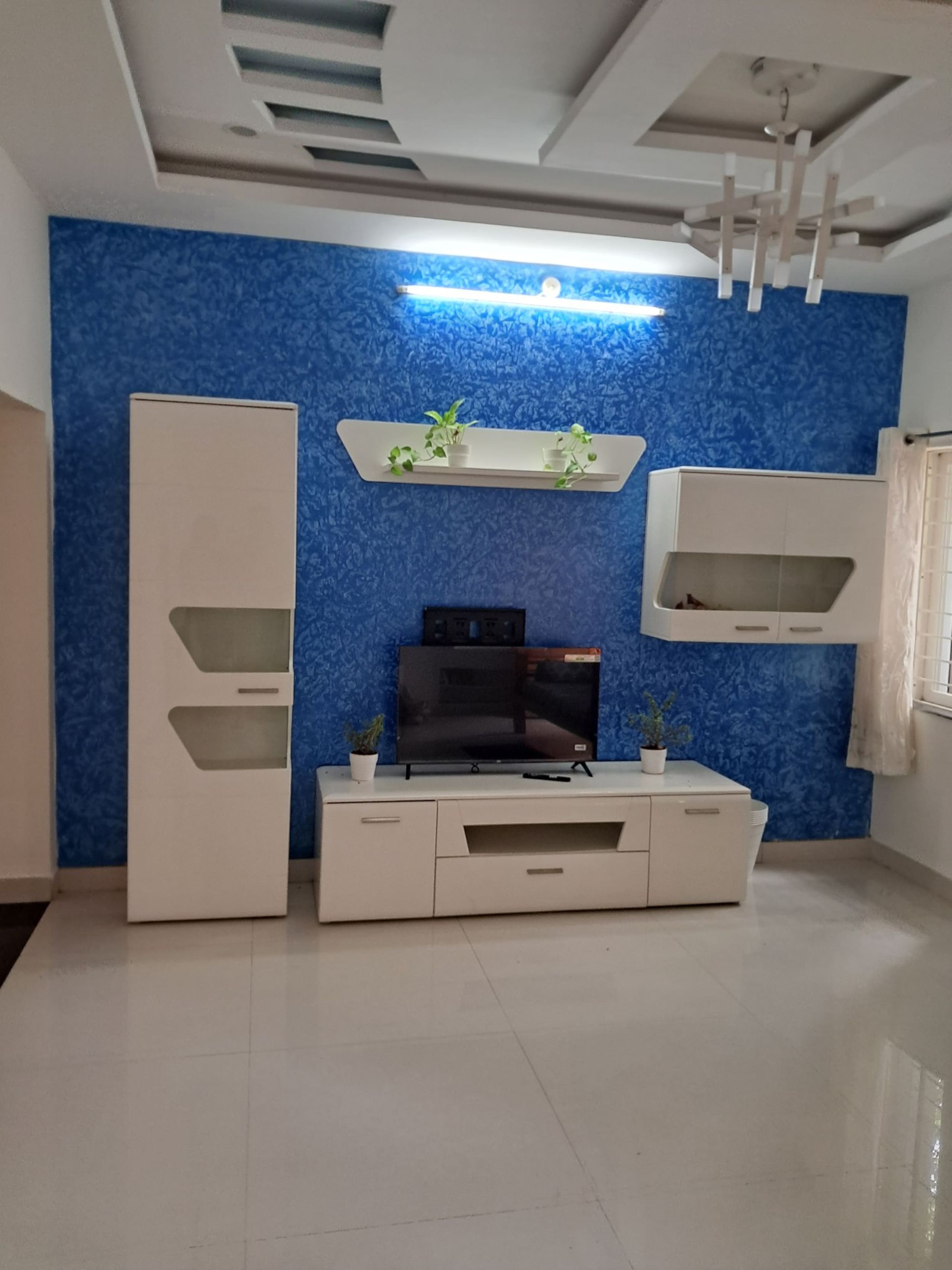 2BHK house near JNTU metro - Tap to explore photos