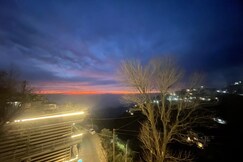 Misty Cliff Cottage  Kasauli