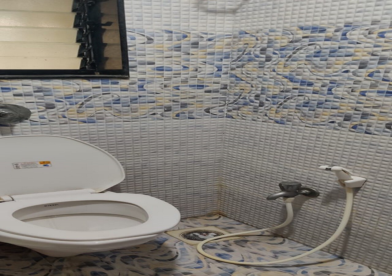 Pravesh - Tap to explore photos