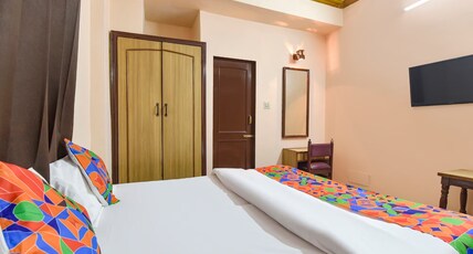 Jai Mangal Palace Room Type - DELUXE FAN ROOM (Non-A/C)