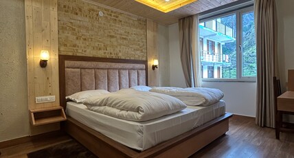 Hotel Vimukti Room Type - Deluxe room