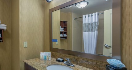 Hampton Inn by Hilton Baltimore/Owings Mills Room Type - 1 KING BED NONSMOKING