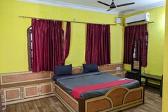 Pink Villa Homestay 5 Mins From Care Hospital