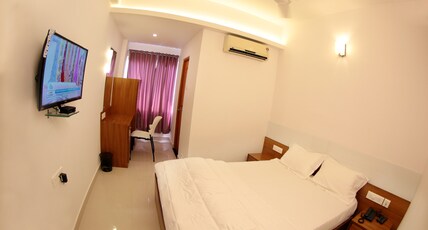 ROOP MAHAL Room Type - Double AC