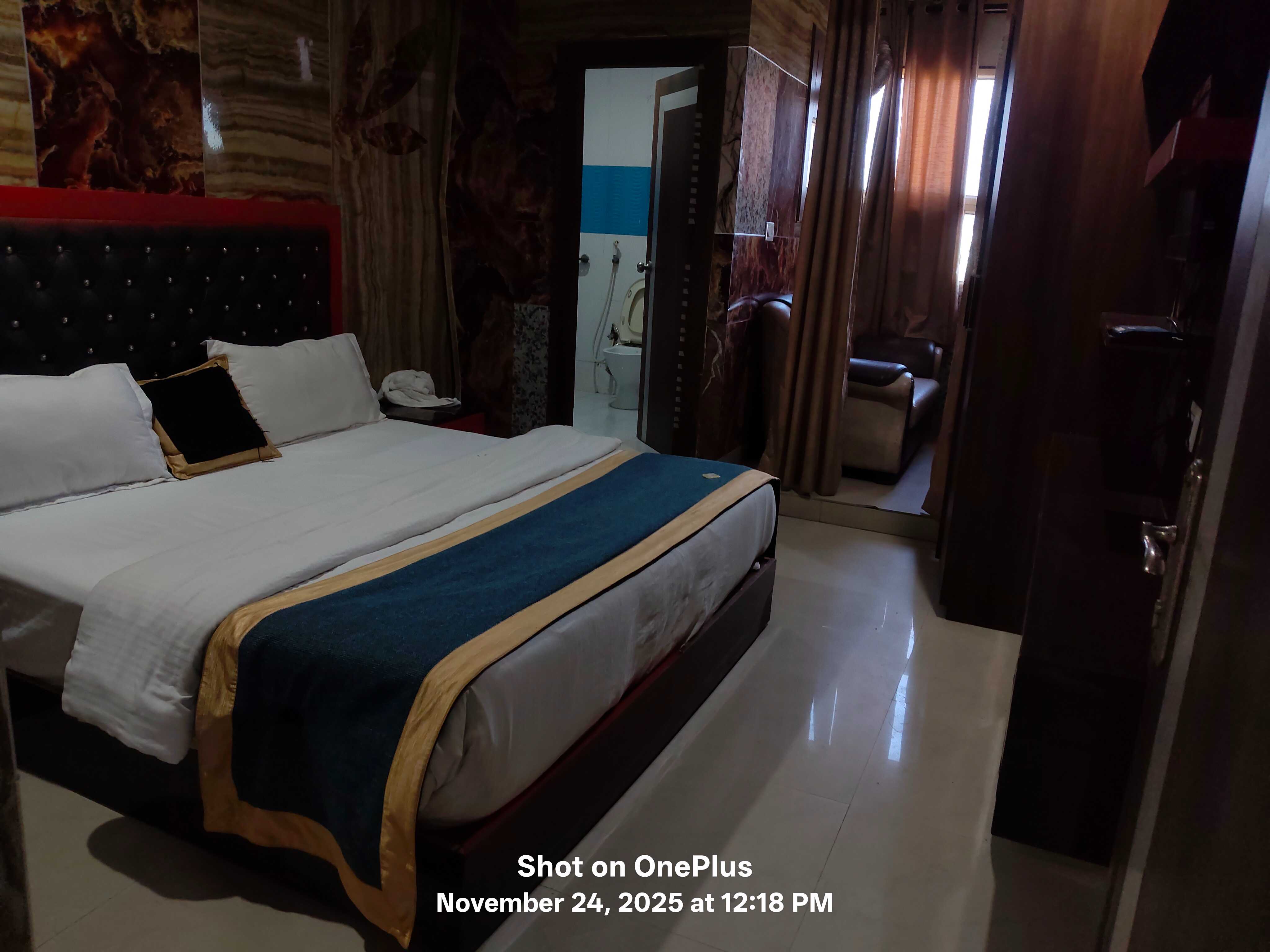 Hotel O by OYO Cloud Inn Homestay - Tap to explore photos