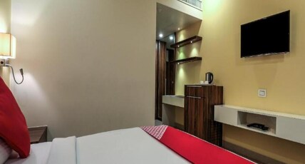 Suprabha Hotel Room Type - Deluxe Room
