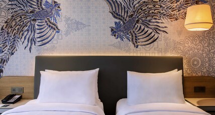 Mercure Jakarta Gatot Subroto Room Type - Superior Room with 2 Single Beds