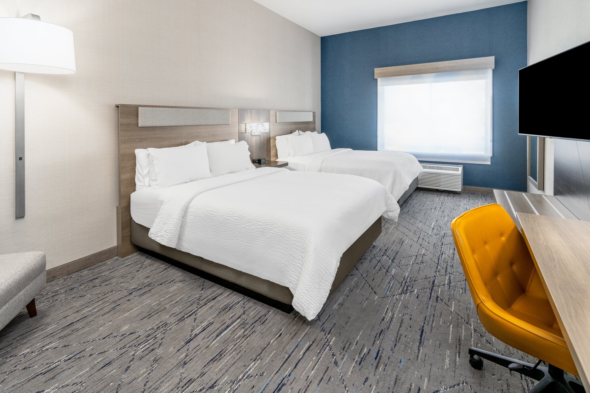Holiday Inn Express Hotel & Suites Cheyenne - Tap to explore photos