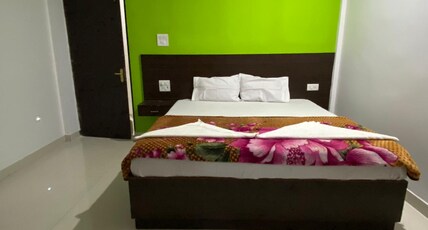 X Maya - Calangute Room Type - Deluxe Room