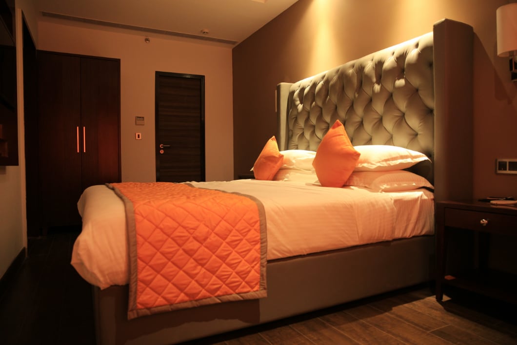 Sennetta Hotel Thiruvallur - Tap to explore photos