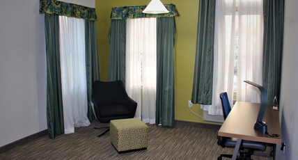 Holiday Inn Express DURHAM - (UNH) Room Type - 1 King Suite with Additional Living Area