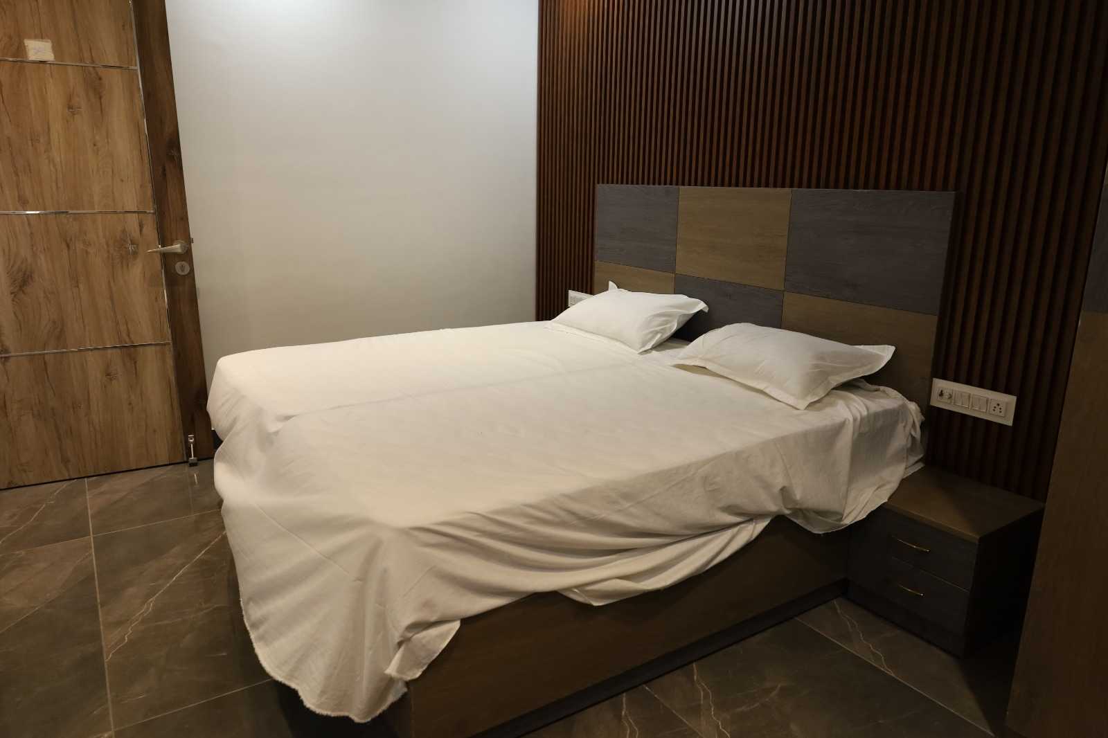 Hotel O MANSAROVAR - Tap to explore photos