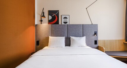 Hotel ibis Friedrichshafen Airport Messe Room Type - Standard Room with 1 double bed